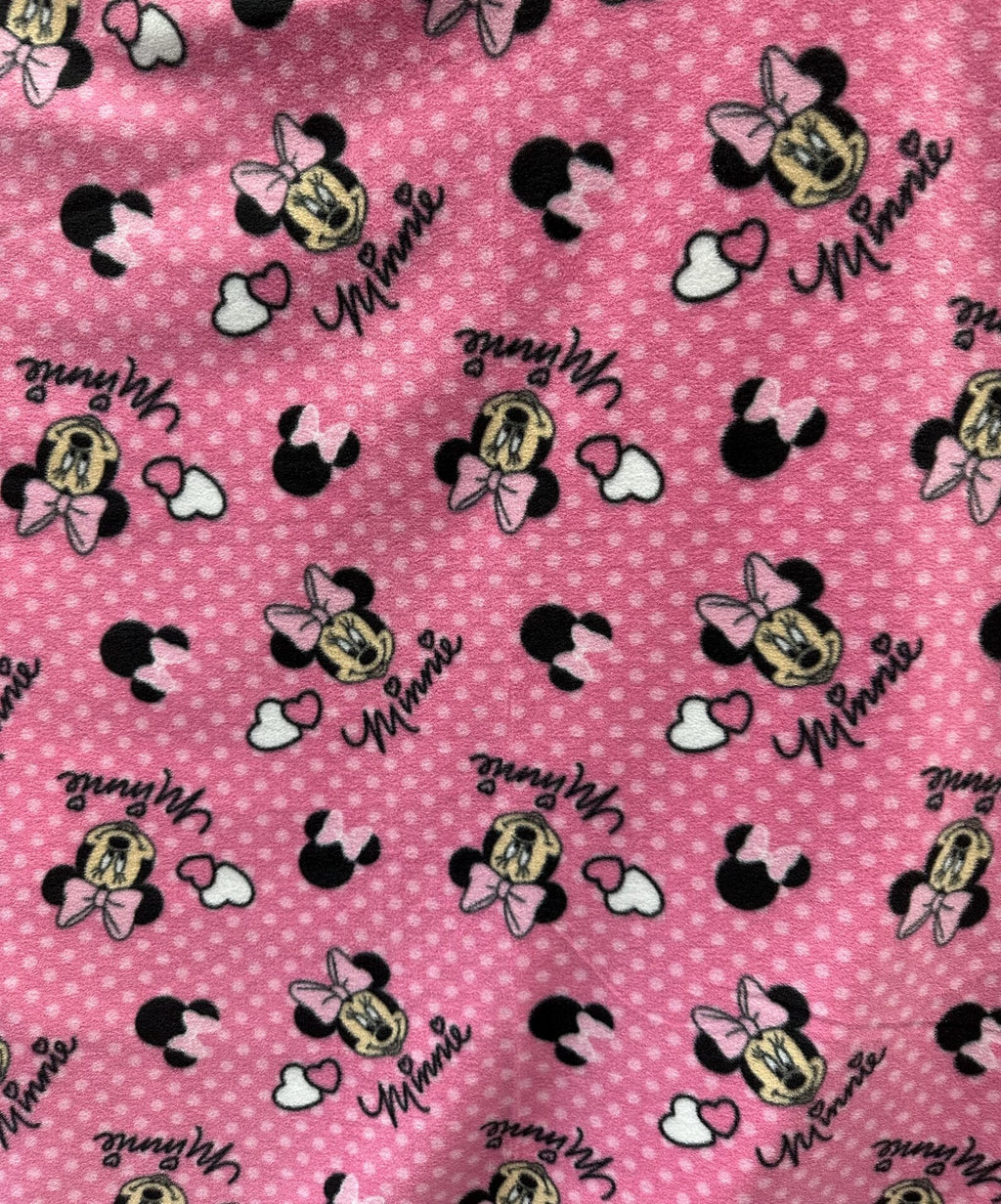 Minnie Disney Fleece Fabric/ Minnie Mouse /Disney Character/Anti Pill Fleece/Sold by the Yard / Kids Blanket