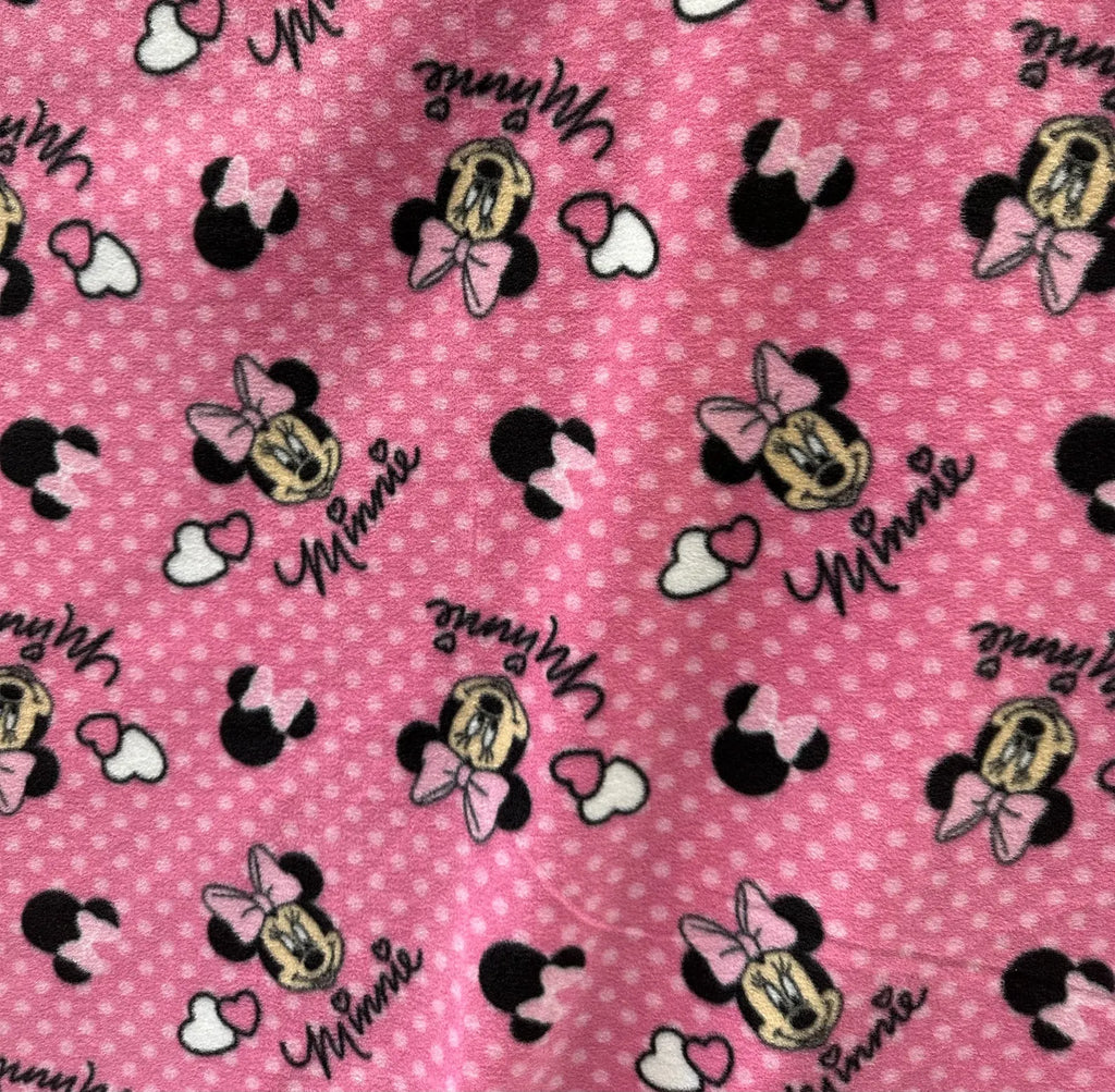 Minnie Disney Fleece Fabric/ Minnie Mouse /Disney Character/Anti Pill Fleece/Sold by the Yard / Kids Blanket